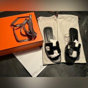 ‼️Authentic Hermès Oran Black Leather Slide Sandals EU39.5